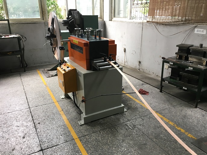 精密矯正機(jī)（可掀式）安裝使用現(xiàn)場